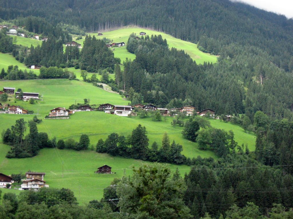 Apart Alpin Hippach Bagian luar foto
